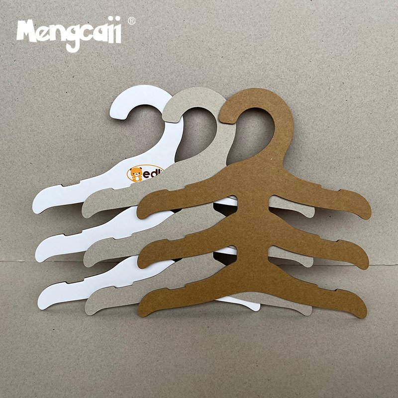 From plastic hangers to eco-friendly hangers