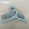 Manufacturers customize Eco-friendly paper hangers for children's clothing, made of renewable cardboard, suitable for displaying clothing in supermarkets, the material is biodegradable, recyclable and eco-friendly，Load 3KG